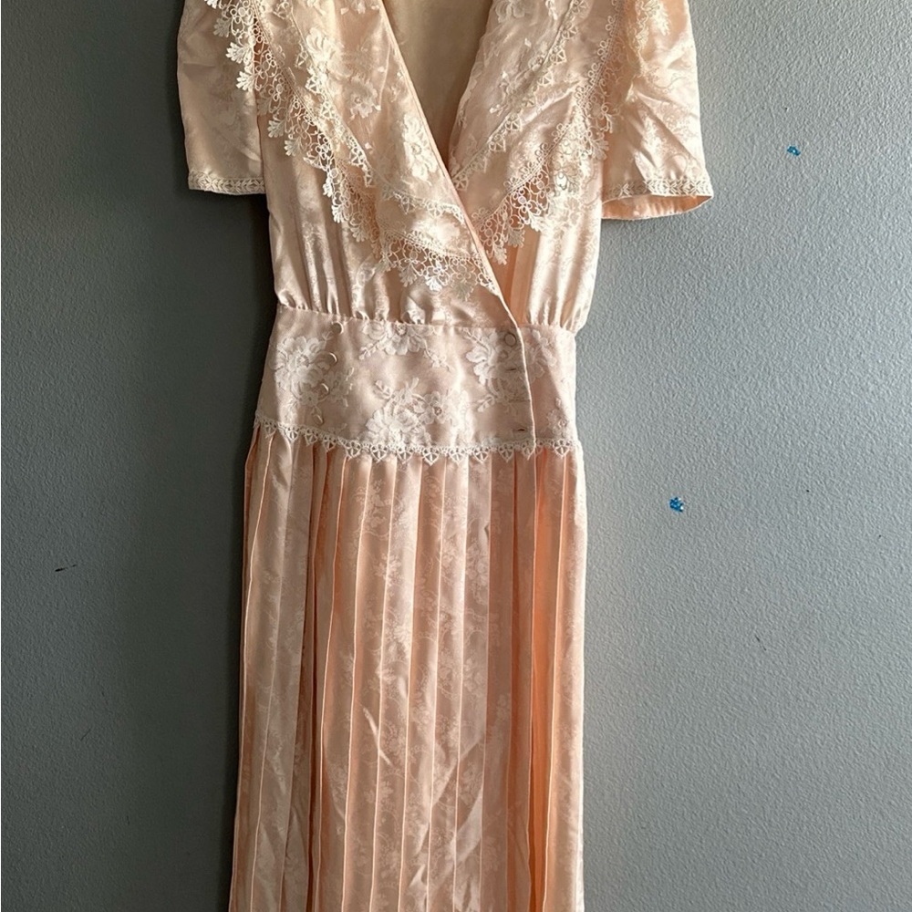 Vintage Scott McClintock Elegant Lace Trimmed Peachy pink Dress size 8